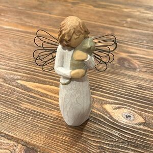 Willow Tree Angel of Affection figurine